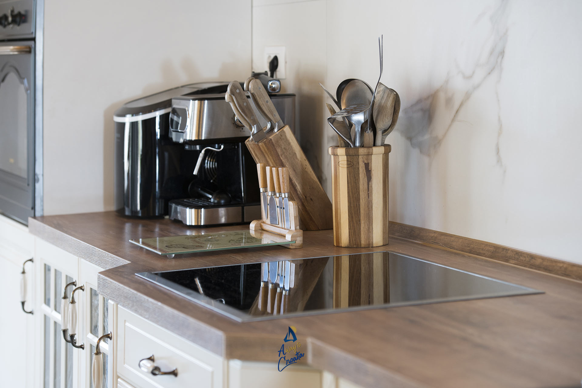 Storage2F15622Fobjects2Fpictures2F348192F3115949