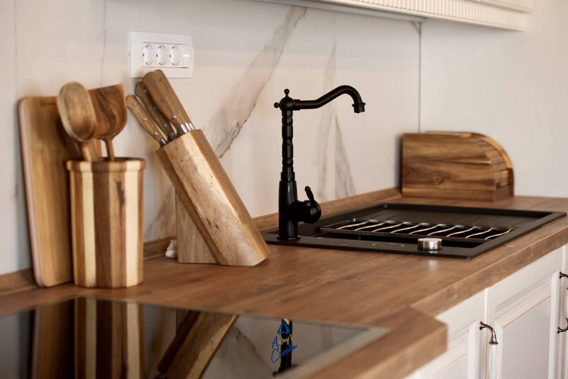 Storage2F15622Fobjects2Fpictures2F348192F3115950