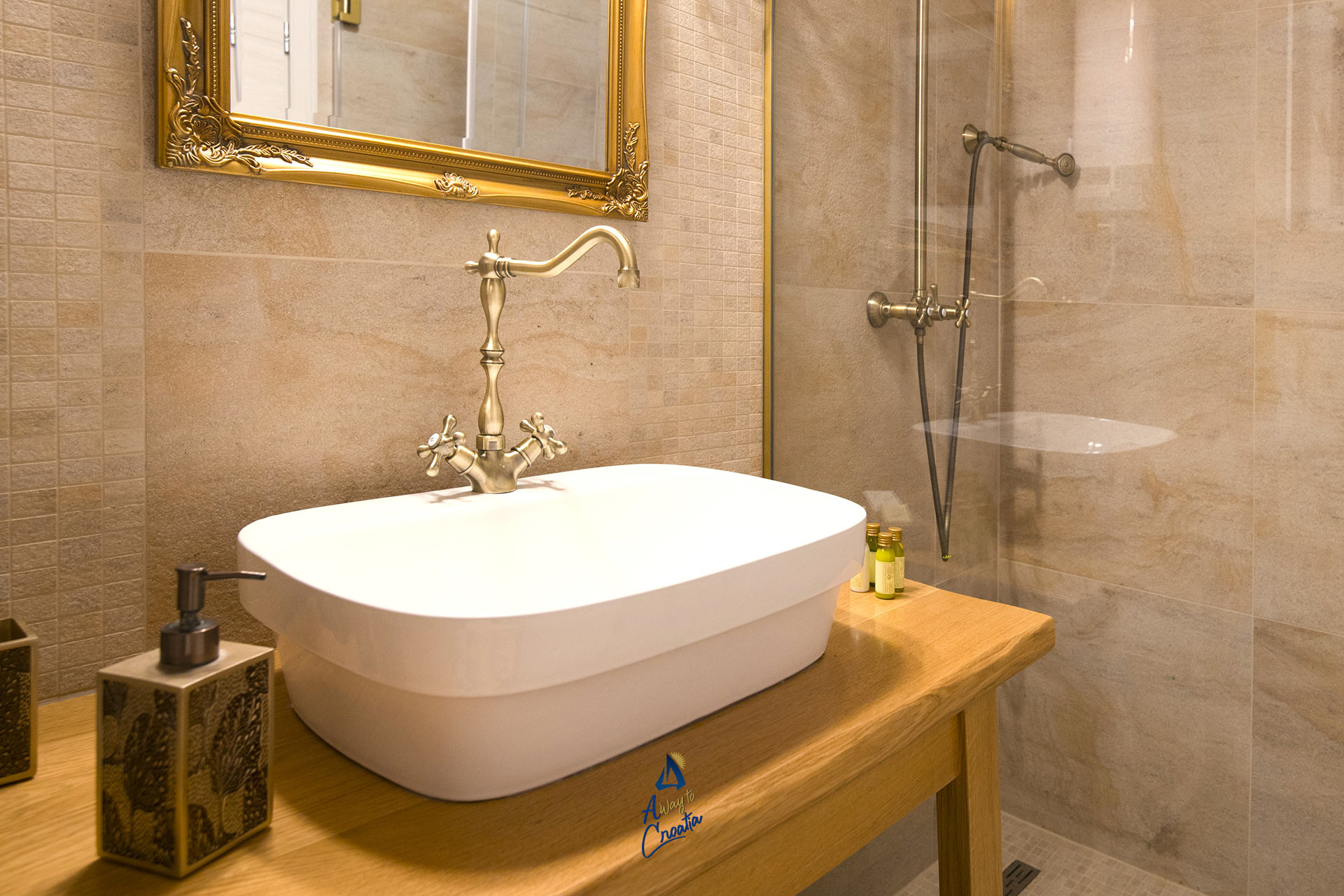 Storage2F15622Fobjects2Fpictures2F348192F3115962