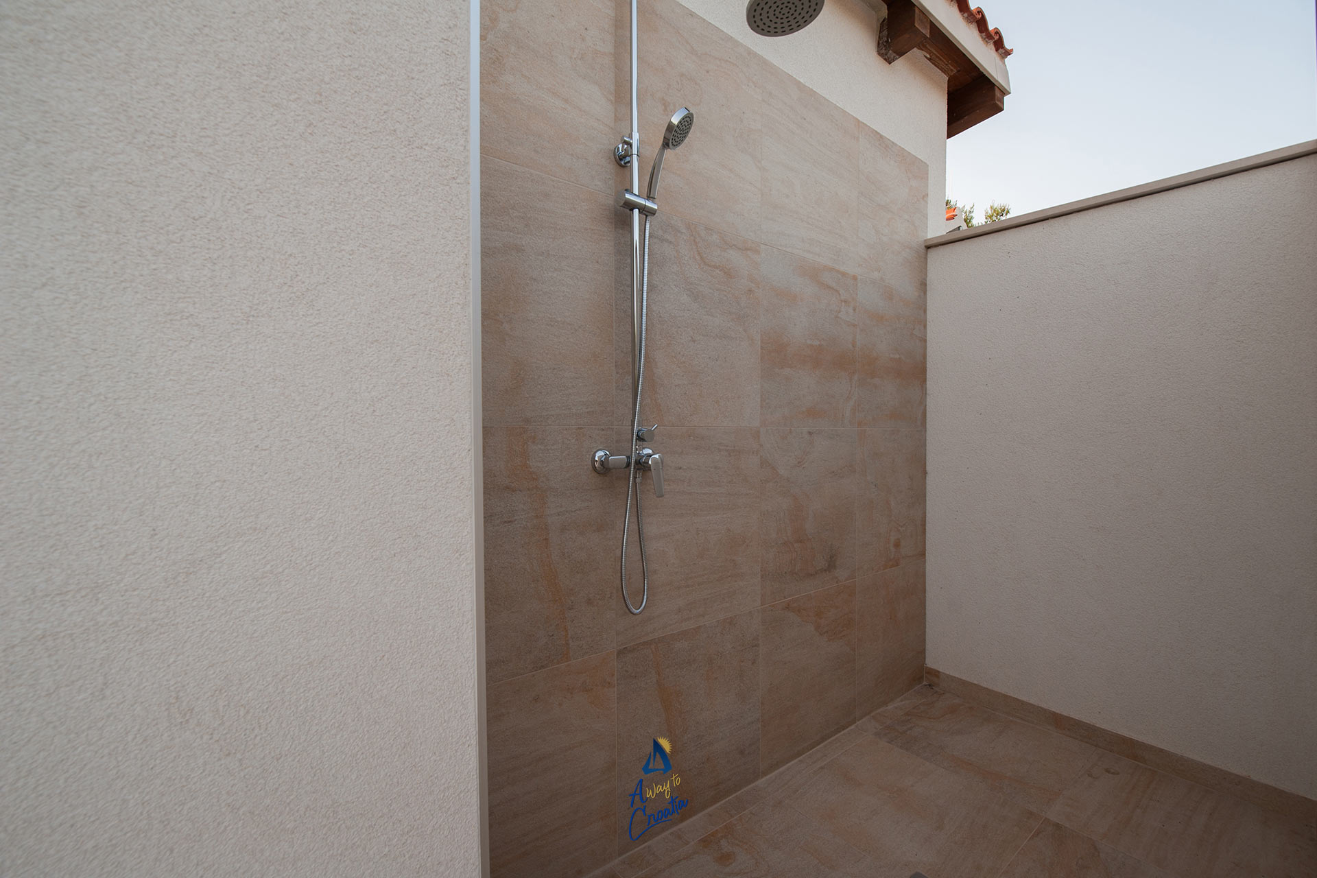 Storage2F15622Fobjects2Fpictures2F348192F3115969