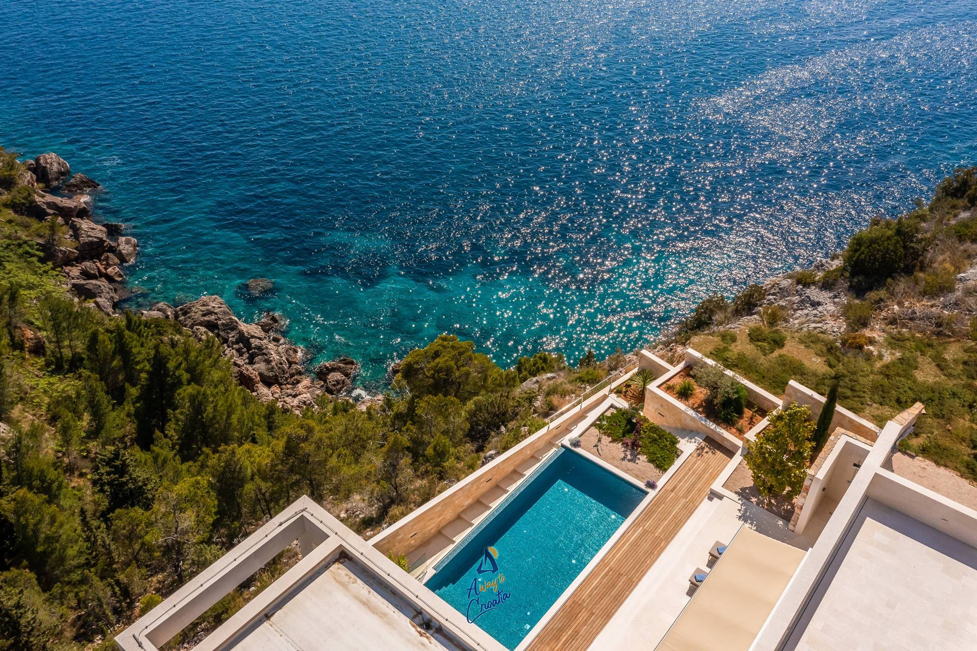 AwayToCroatia_Villa-M-Sv-Nedjelja-Hvar_0001.jpg Storage2F15622Fobjects2Fpictures2F407972F4269496
