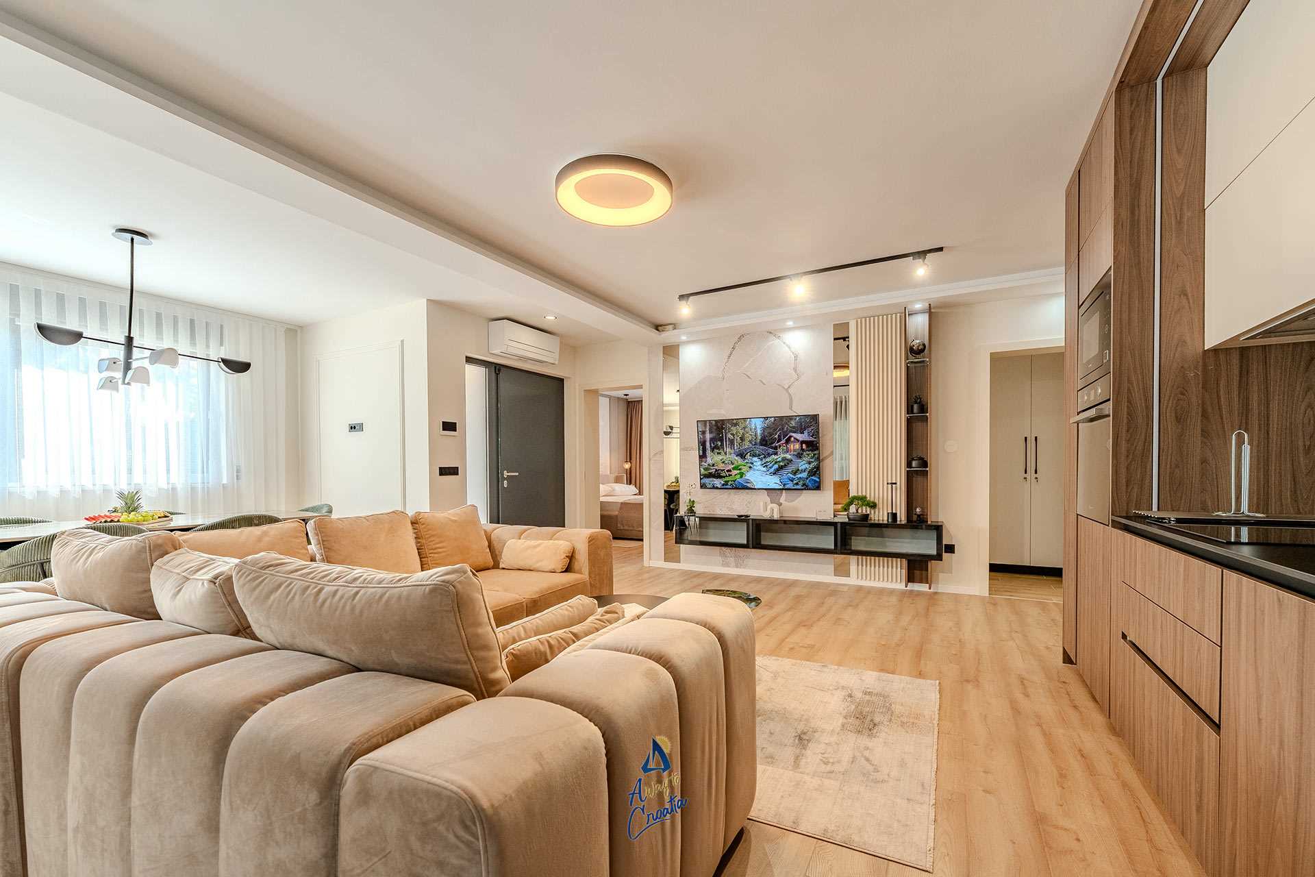 40c32763adbc418d9f1d63d70f8bdf14