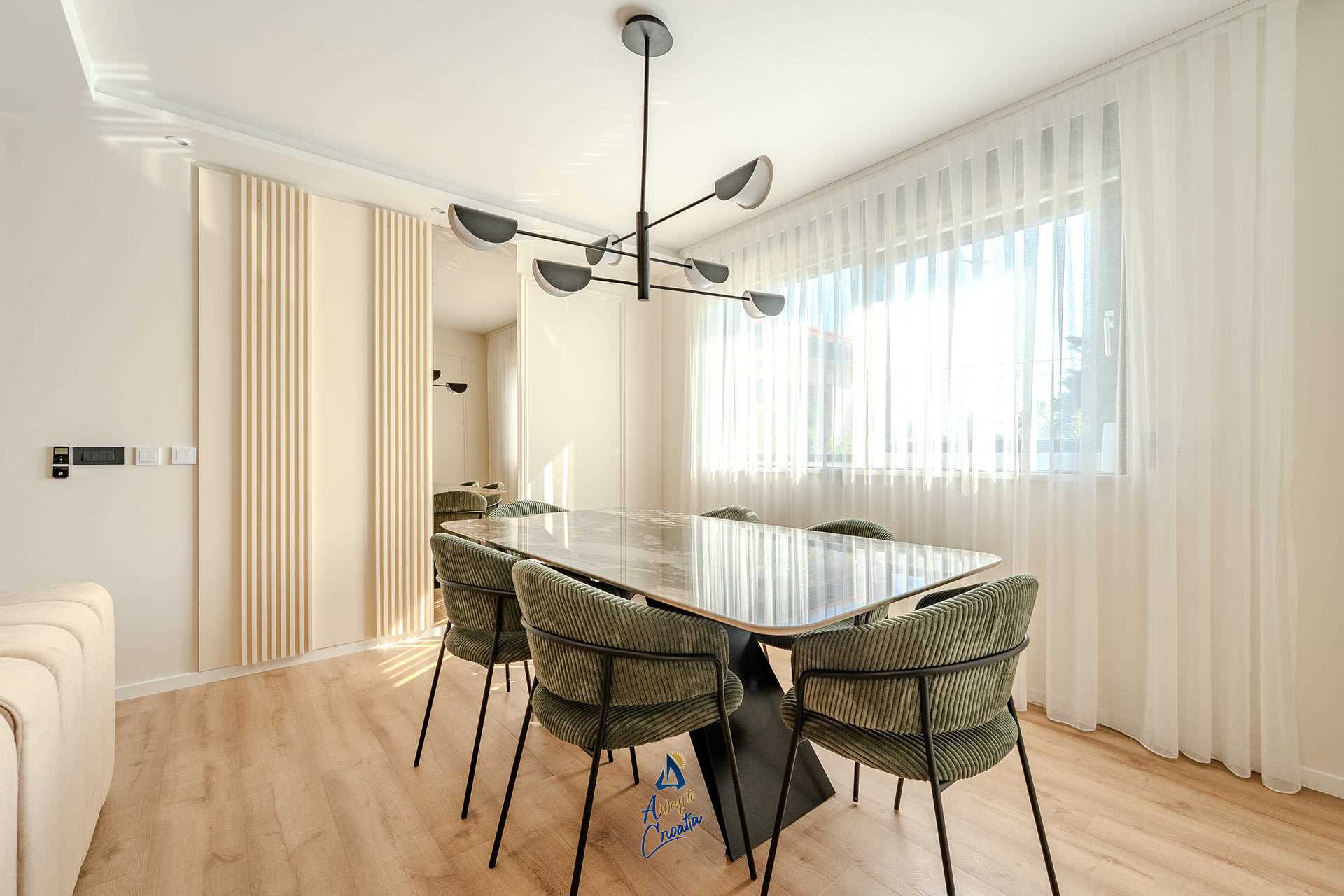 823a9f5c282048baa25d6d53b35c7a9f