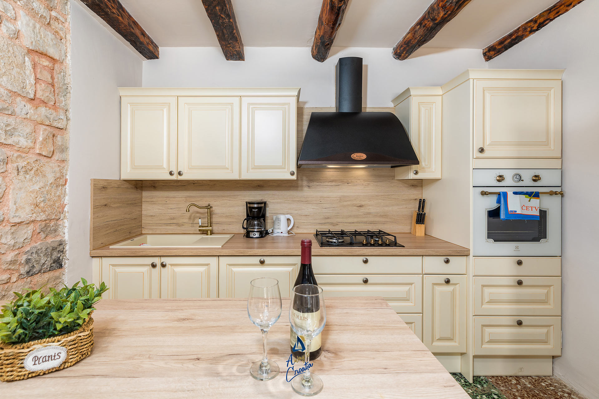 05c8bd58b8974713abb1443be1cc4f22