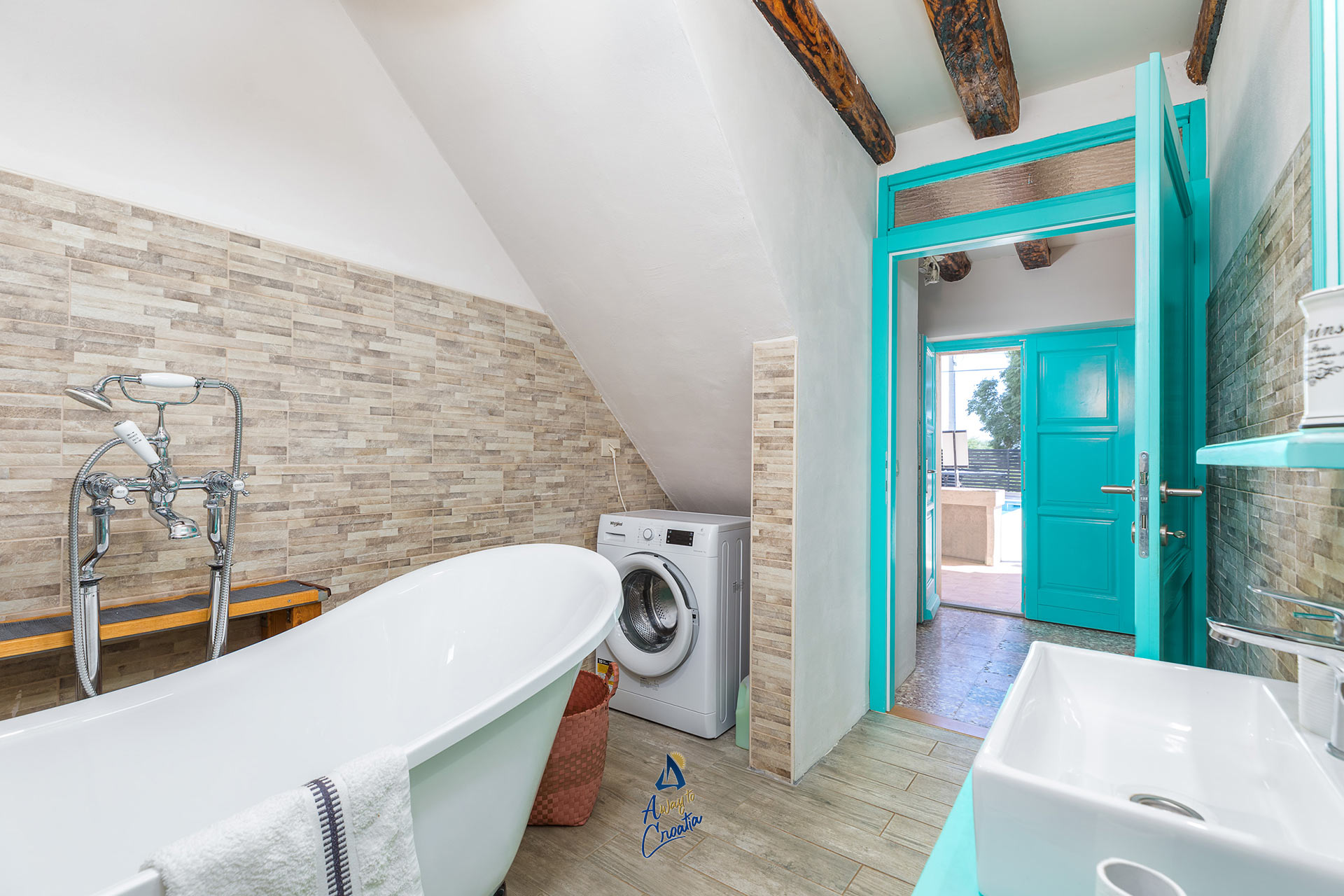 4549069e6979479e955c1f458d21f184