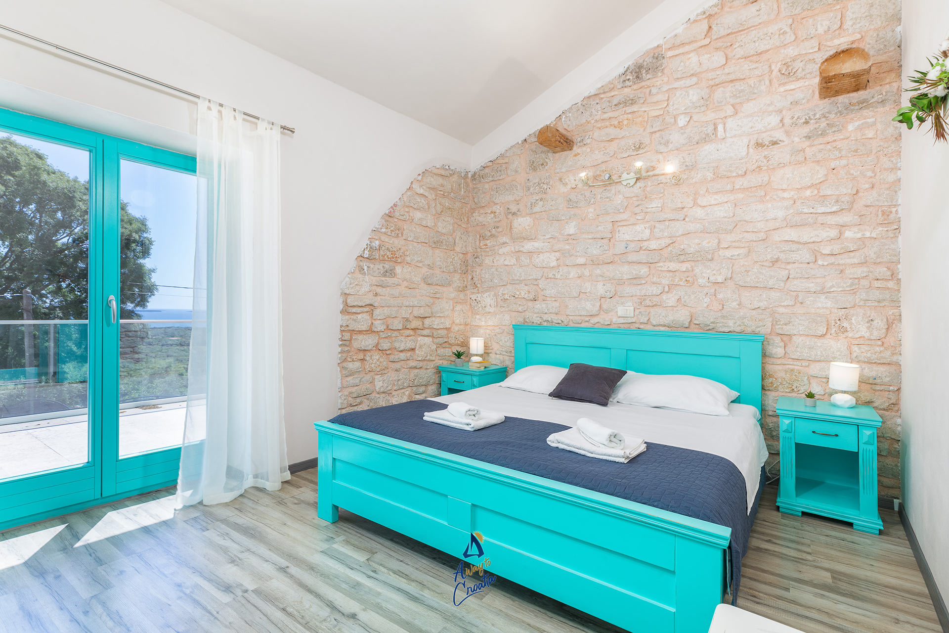 B475a468f8d94ab68377510cd1950d39